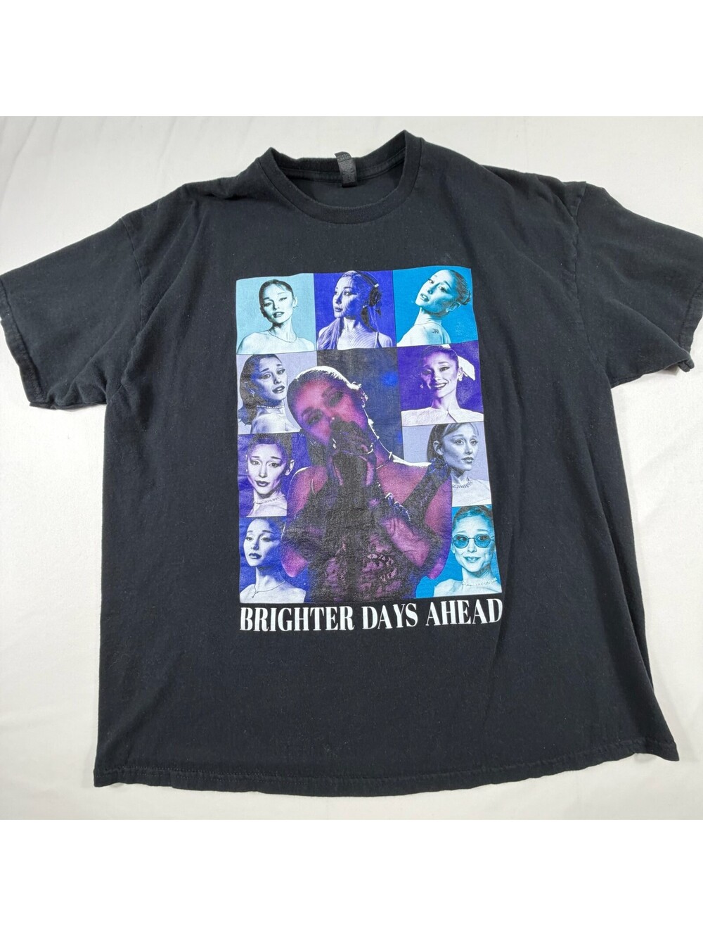 Gildan Heavy Cotton Black Graphic T-Shirt Size 2XL Brighter Days Ahead